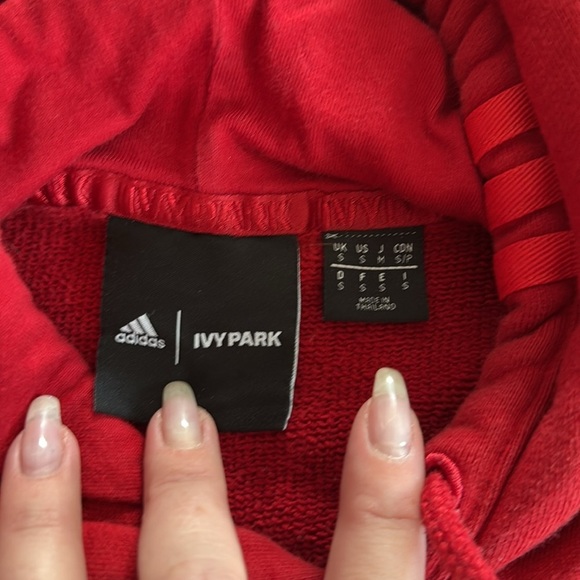 Adidas x Ivy Park • Valentines Day Red Heart Hoodie - Picture 7 of 8